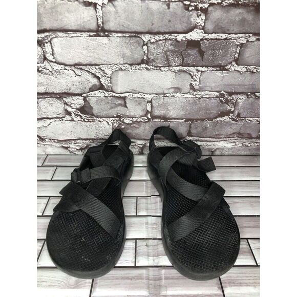 Chaco Black Synthetic Cross Strap Hiking Rubber Sole Sandals Men’s Sz 9M US/42EU - Picture 2 of 15